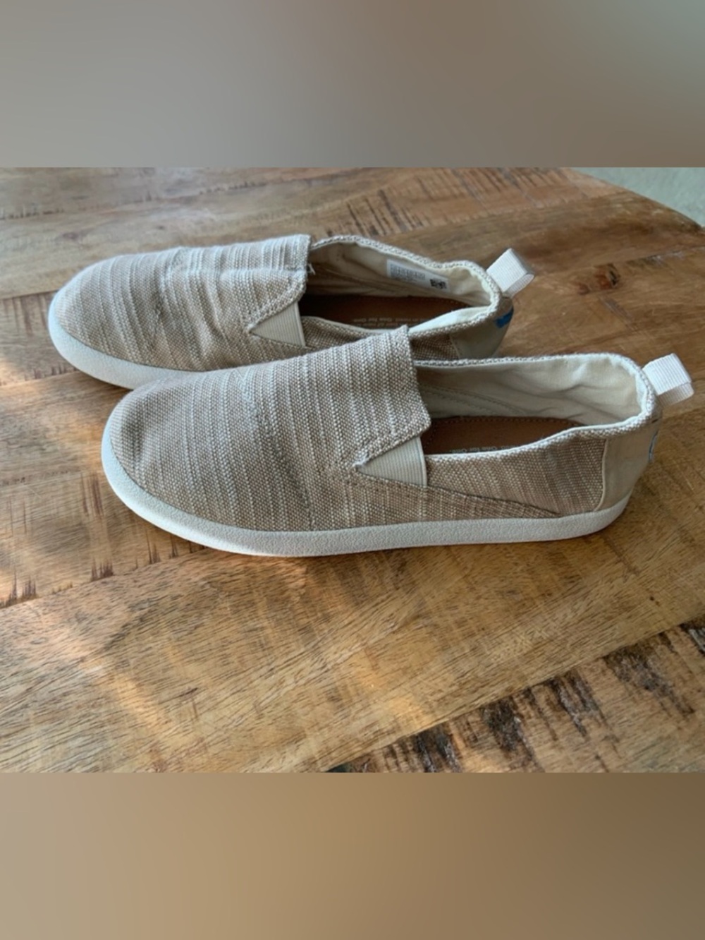 Toms‎ shoes